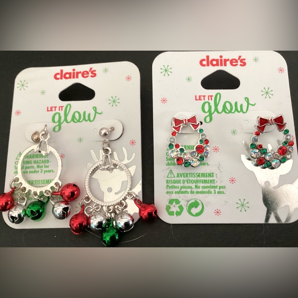 NEW Claire’s 2 Christmas earrings